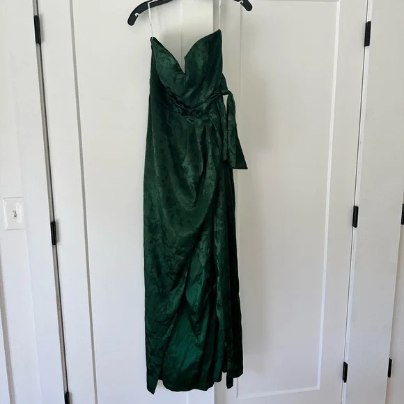 Lulus Green Jacquard Dress - Picture 2 of 5